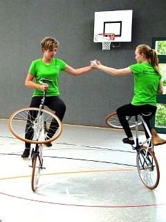 Lara Luisa Dreiwurst und Saskia Braun