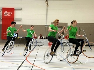 Kurosch Honarmand, Saskia Braun, Lara-Luisa Dreiwurst und Luisa Wagner