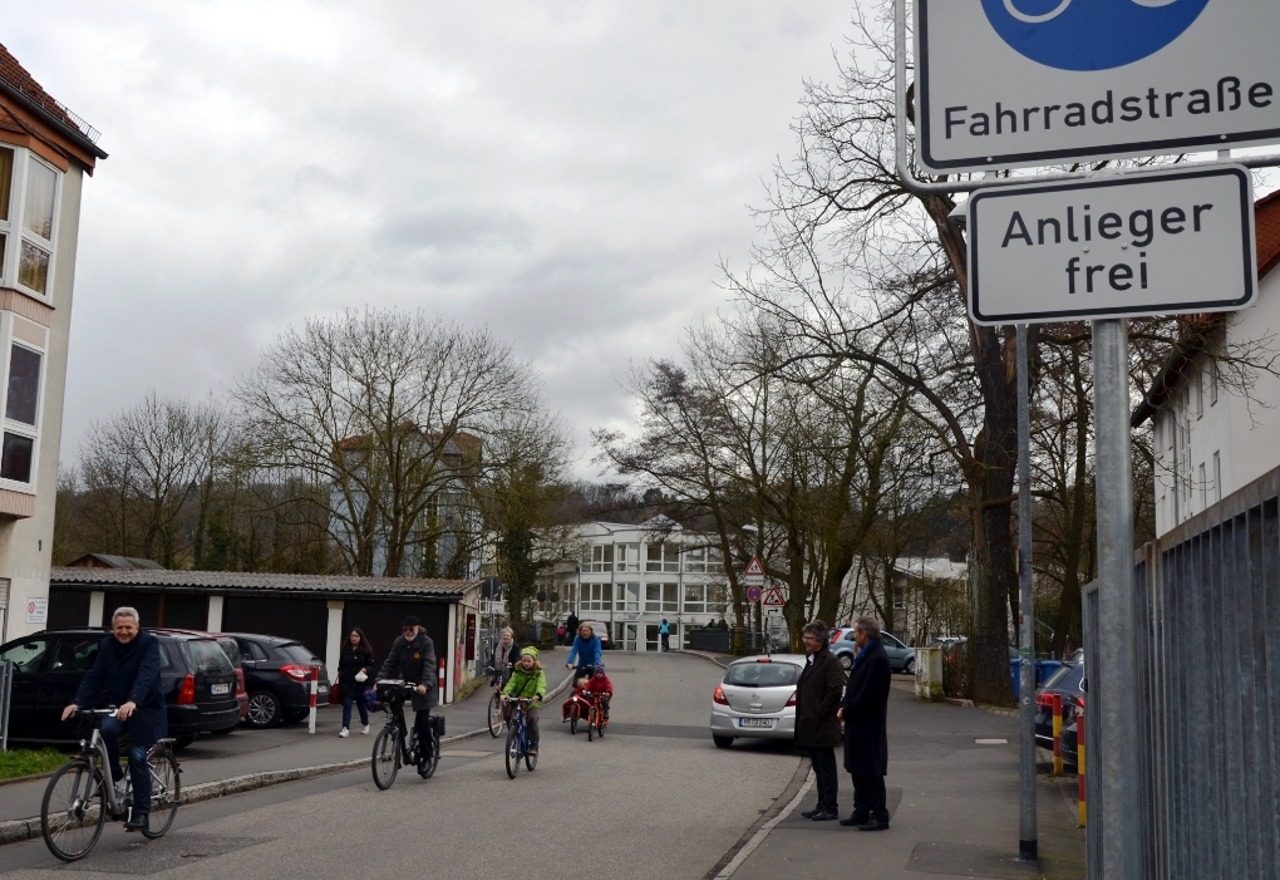 Straße „Auf der Weide“ in Marburg