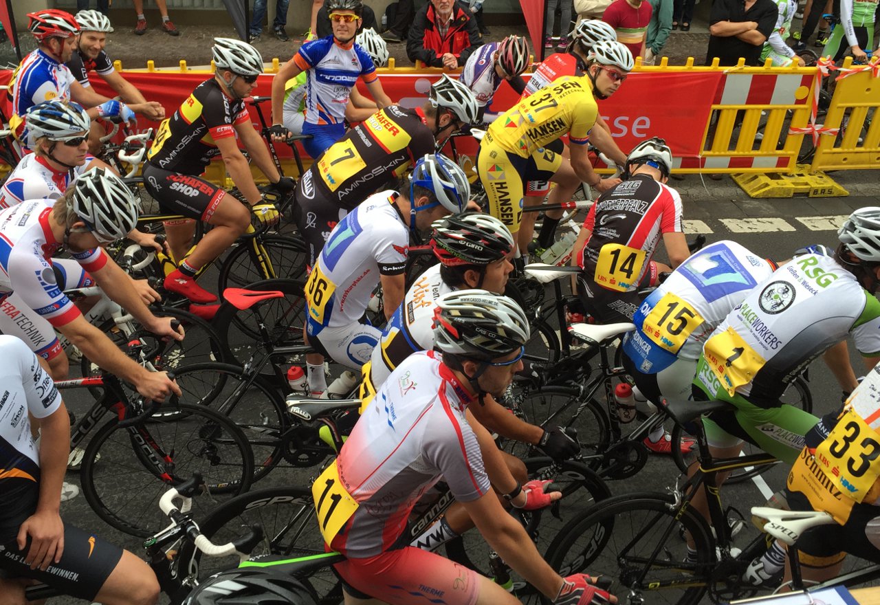 Radrennen "Rund um das Stadttheater"