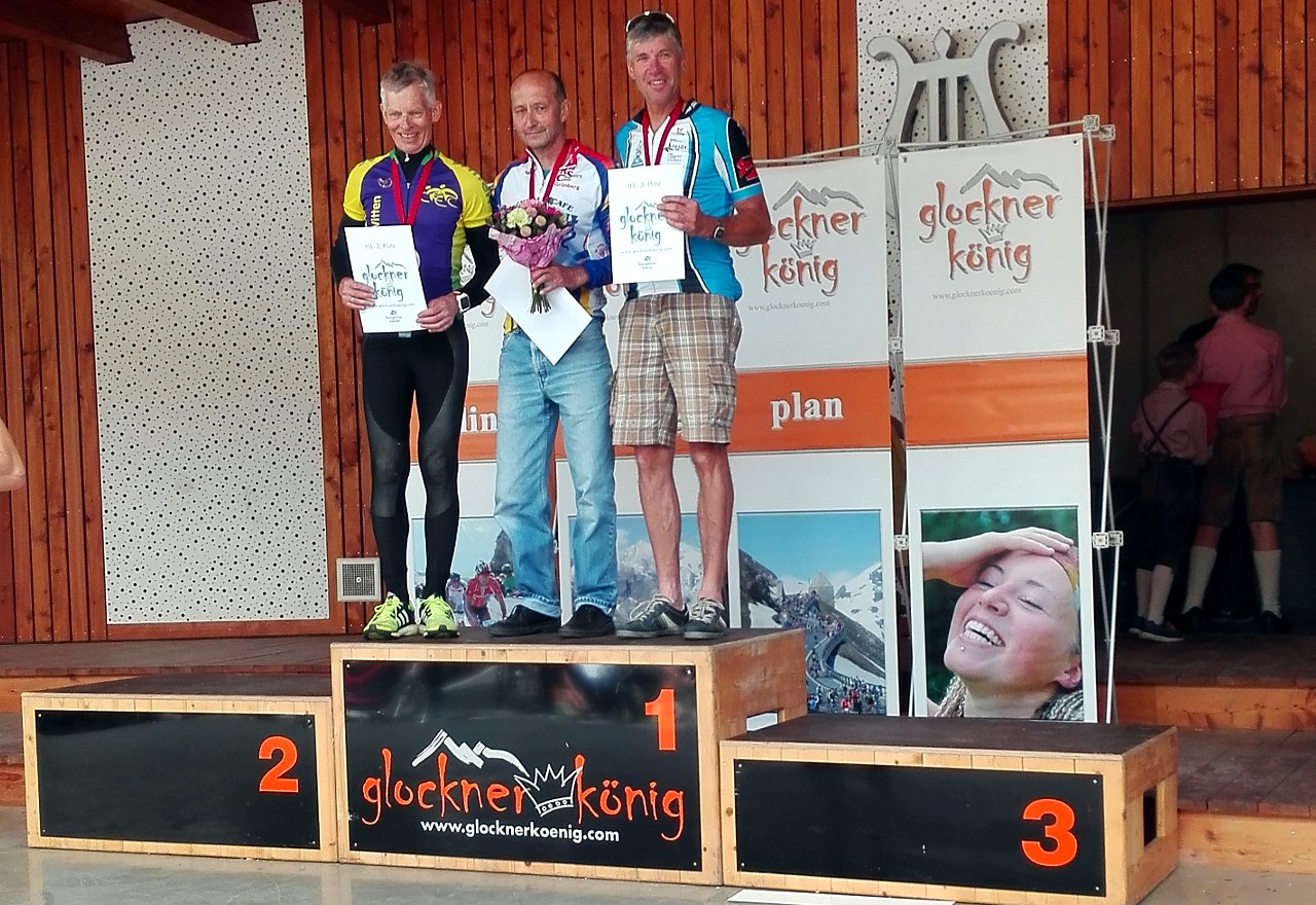 Gerhard Härtl (Mitte) ist Glocknerkönig