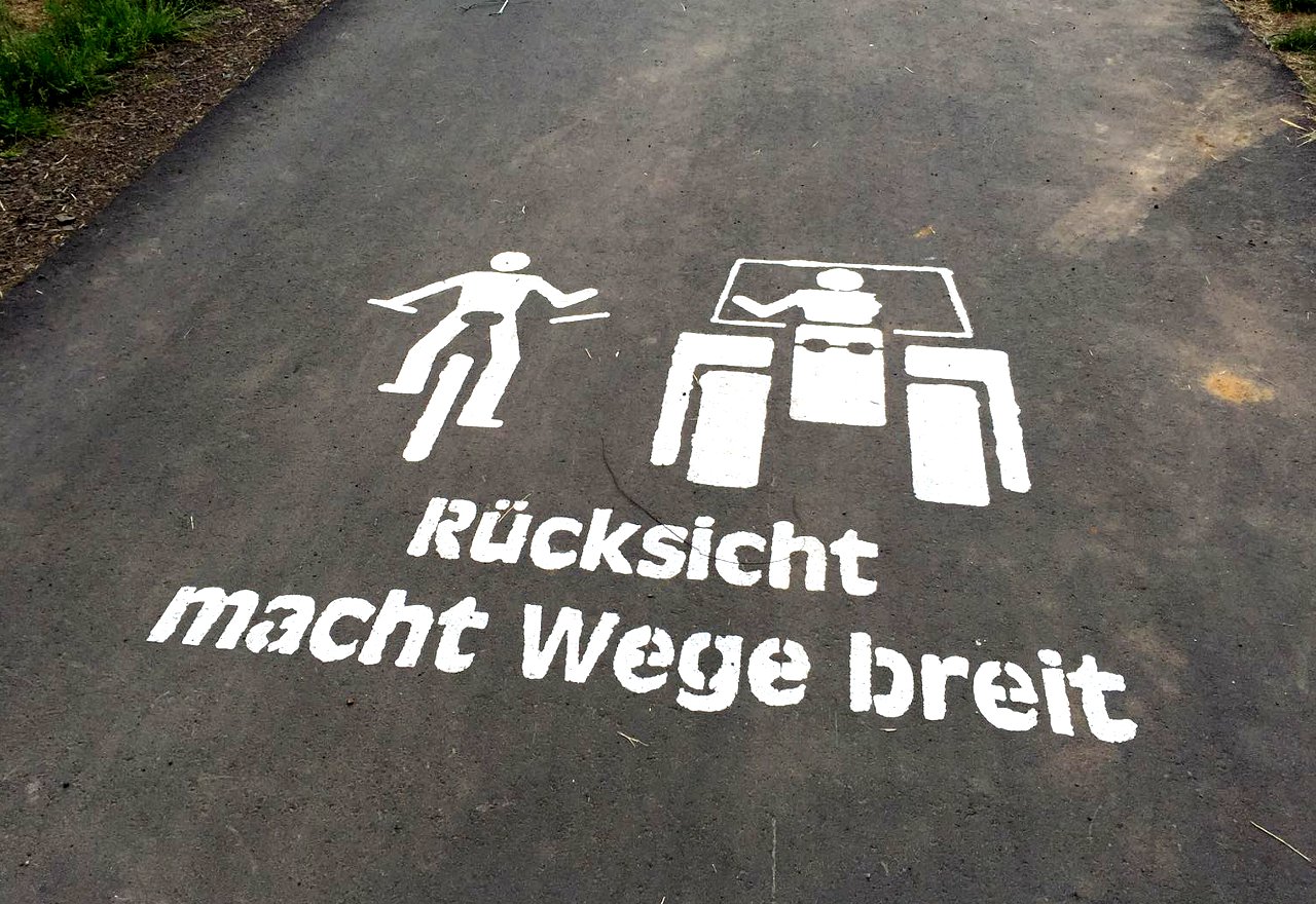 Zeichen zur gegenseitigen Rücksichtnahme