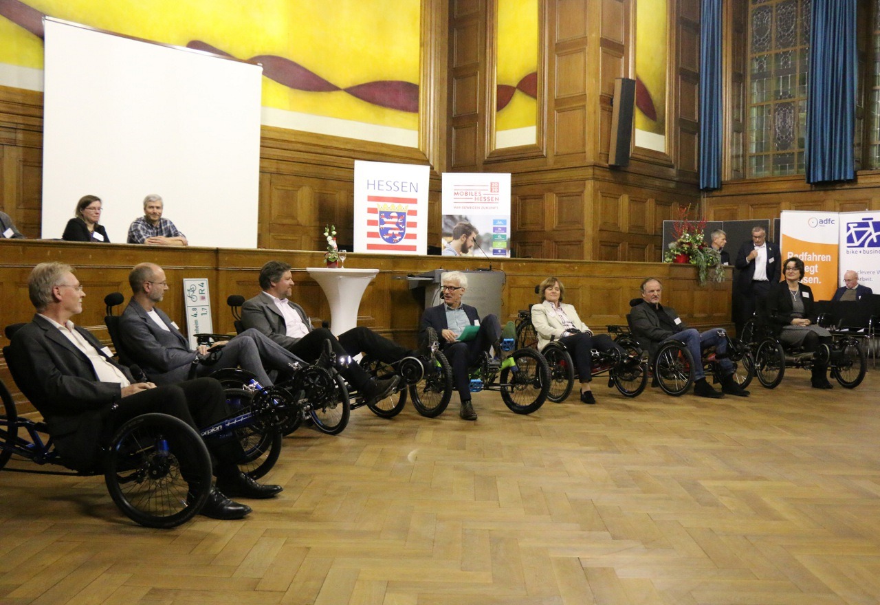 Podiumsdiskussion im Hessischen Ministerium für Wirtschaft, Energie, Verkehr und Landesentwicklung. Foto: HMWEVL