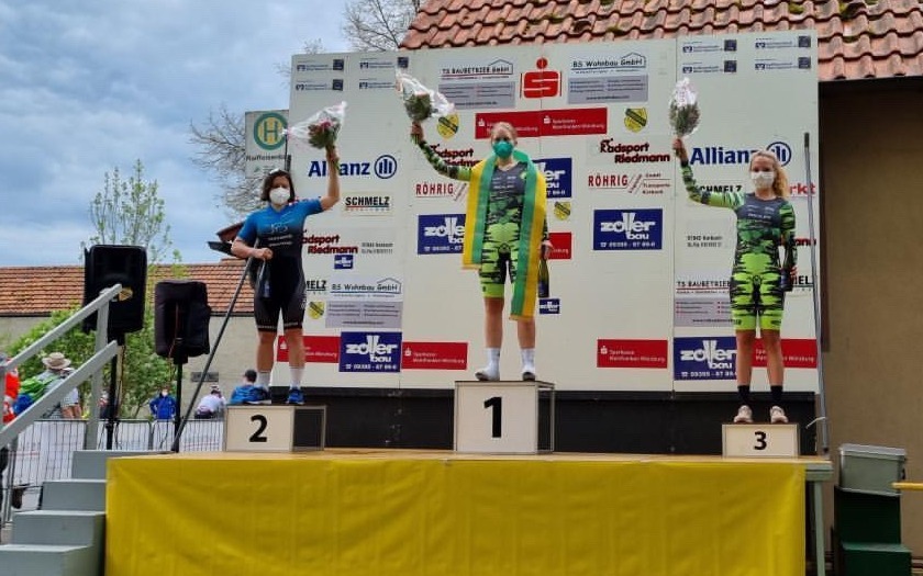 Podium der Frauen bei der Müller – Die lila Logistik Rad-Bundesliga in Karbach. Foto: Christian Müller