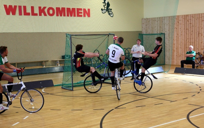 Radball 1. Bundesliga Spieltag in Darmstadt. Foto: Reiner Leichtlein