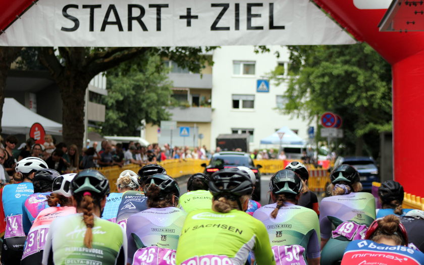 Rund um das Stadttheater 2025 - Rad-Bundesliga Juniorinnen und Frauen