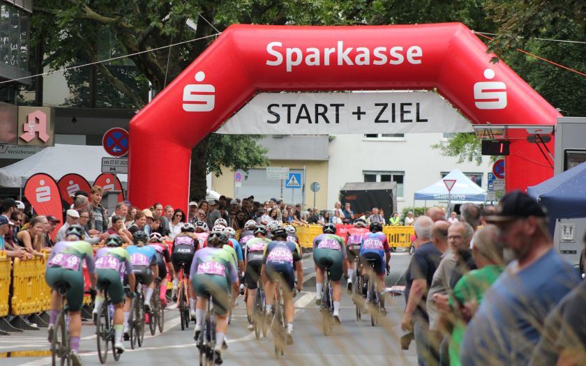 Rund um das Stadttheater 2025 - Rad-Bundesliga Juniorinnen und Frauen