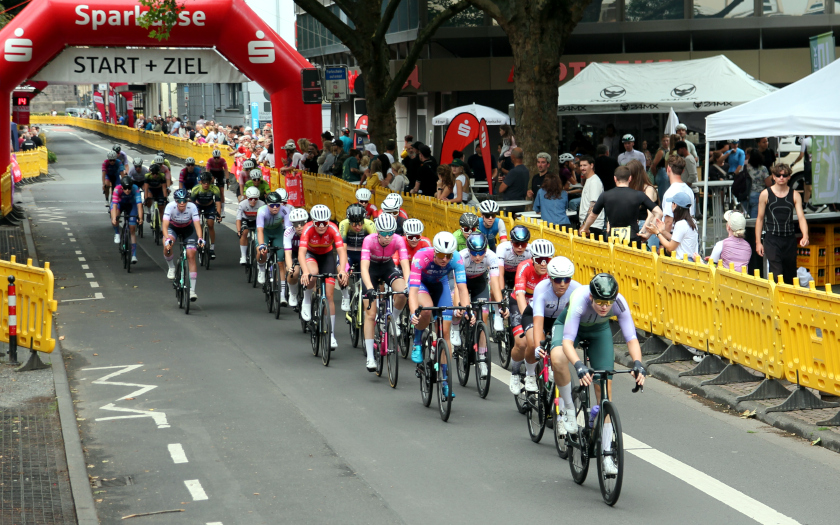 Rund um das Stadttheater 2025 - Rad-Bundesliga Juniorinnen und Frauen