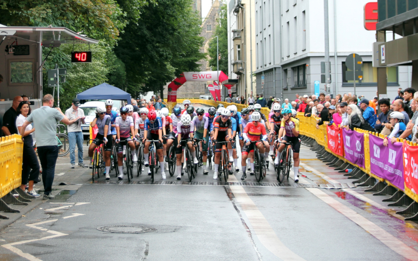 Rund um das Stadttheater 2025 - Rad-Bundesliga Juniorinnen und Frauen