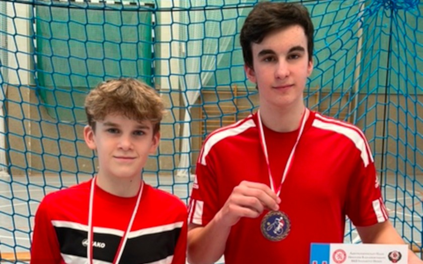 Die Radballer Henri Abel (links) und Noah Abel vom RSV Krofdorf-Gleiberg.