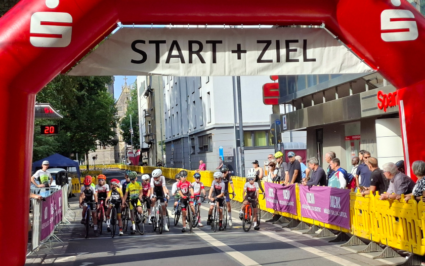 Radrennen "Rund um das Stadttheater" 2026