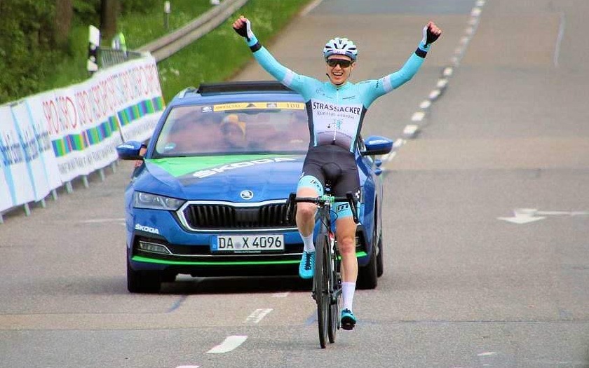 Sean Feldhaus gewinnt die Skoda Velotour beim Radklassiker Eschborn-Frankfurt 2022. Foto: Wolfgang Schaaf