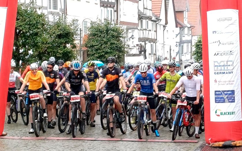 Noah Jung vbeim Ars Natura Mountainbike Marathon in Morschen