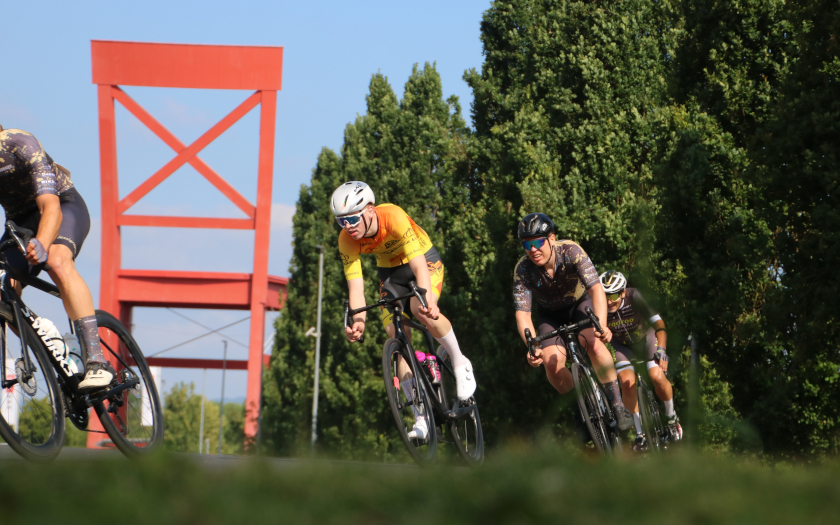 Robert-Lange-Gedächtnisrennen 2025 "Rund um den roten Stuhl" in Eschborn