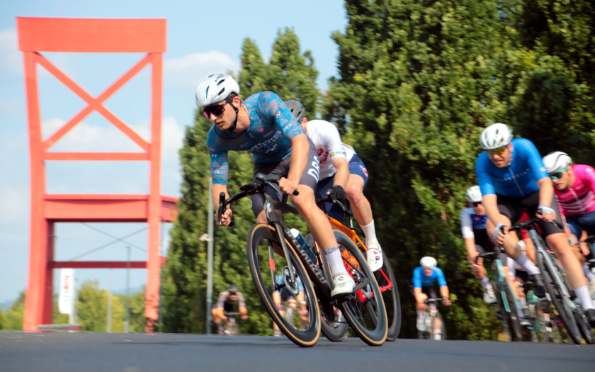 Robert-Lange-Gedächtnisrennen 2025 "Rund um den roten Stuhl" in Eschborn