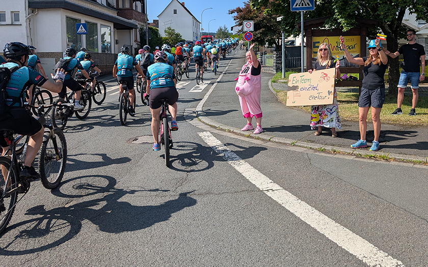 28. Spenden-Radtour von Menschen für Kinder