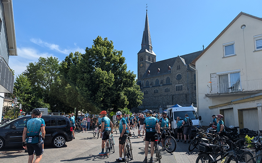 28. Spenden-Radtour von Menschen für Kinder