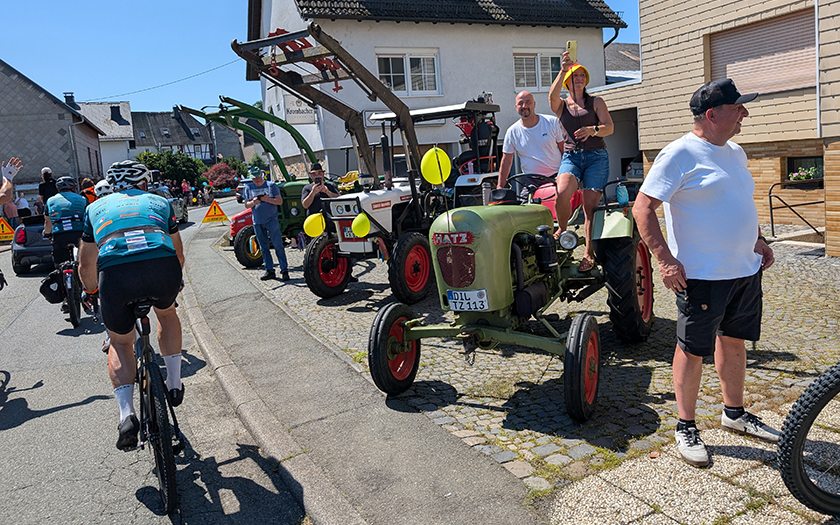 28. Spenden-Radtour von Menschen für Kinder