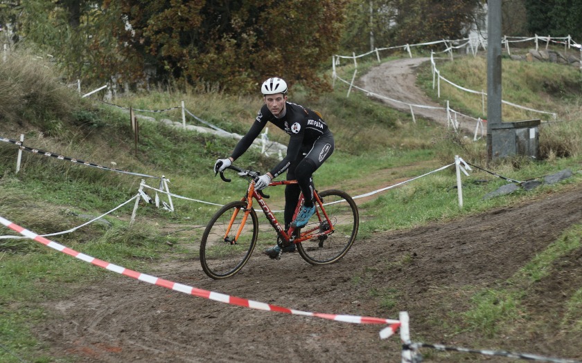 Hessenmeisterschaft Radcross 2023/2024 Darmstadt, Masters II und Junioren