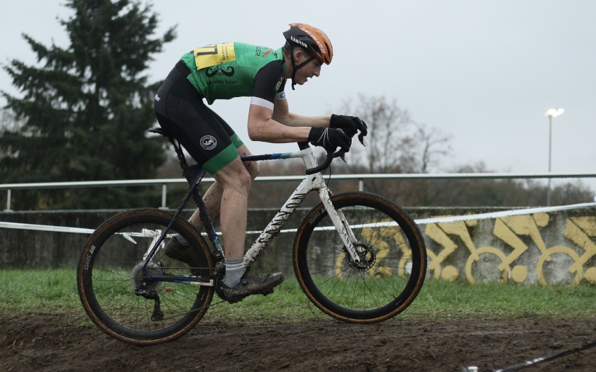 Hessenmeisterschaft Radcross 2023/2024 Darmstadt, Masters II und Junioren