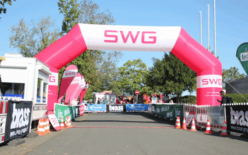 Start- und Zielbereich beim Dünsberg Bike & Gravel Marathon