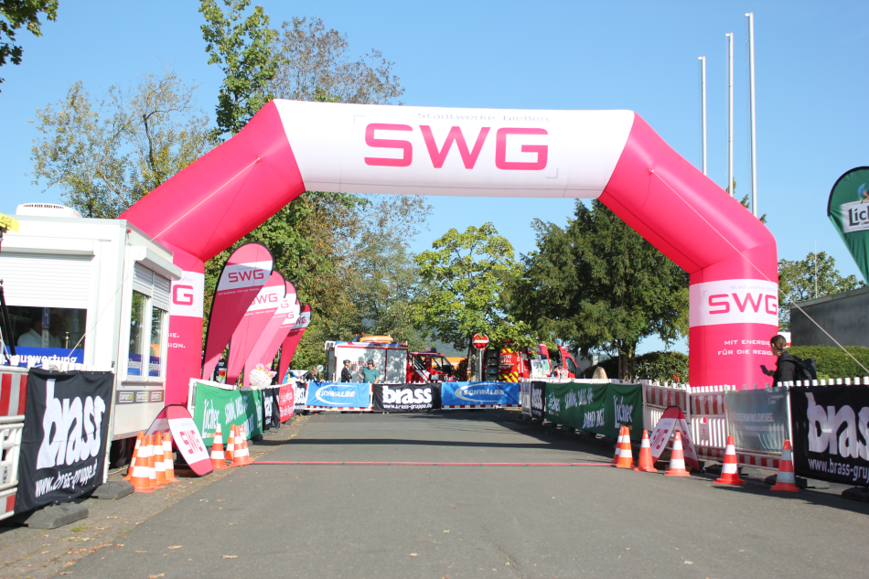 Start- und Zielbereich beim Dünsberg Bike & Gravel Marathon