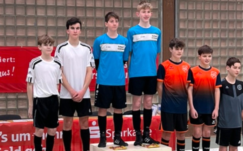 Die Radballer Henri (links) und Noah Abel beim Spieltag in Erzhausen.