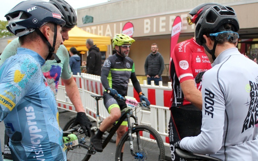 Ziel-Impression beim 16. Dünsberg Mountainbike Marathon
