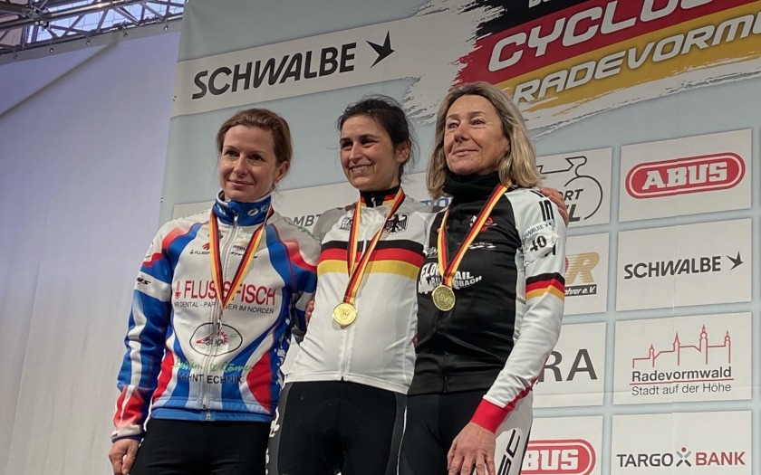 Podium Frauen Masters bei der Cyclocross DM 2024 in Radevormwald