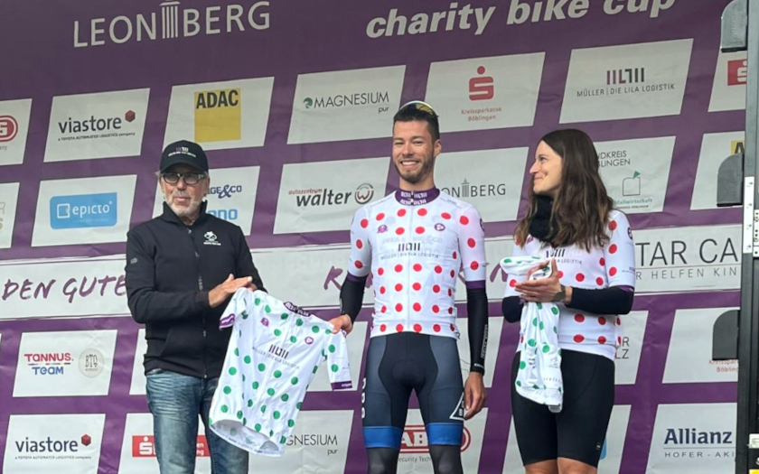 Noah Jung (Mitte) beim Charity Bike Cup