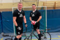 Die Radball-Spieler Kai Kraft (links) und Steven Johncox vom RSV Krofdorf-Gleiberg
