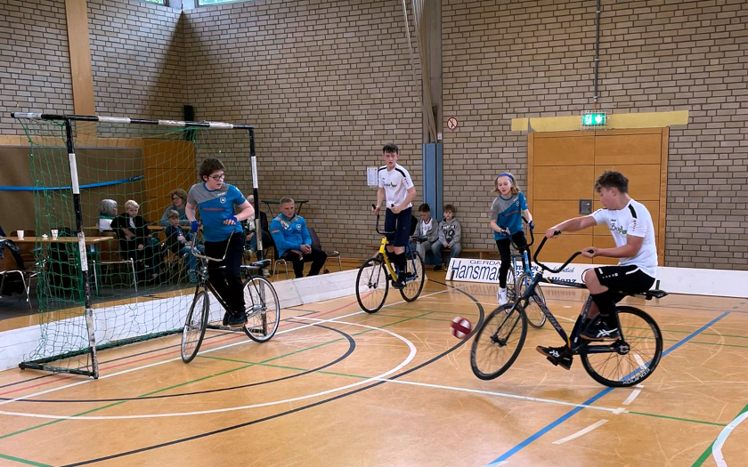 Dominik Maczek und Ben Dieffenbach vom RV Laubach beim Turnier in Köln-Stammheim
