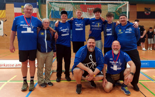 Radball-Aktive des RV 02 Laubach mit Lino Katzenbach und Tobias Schenker bei der DM in Moers