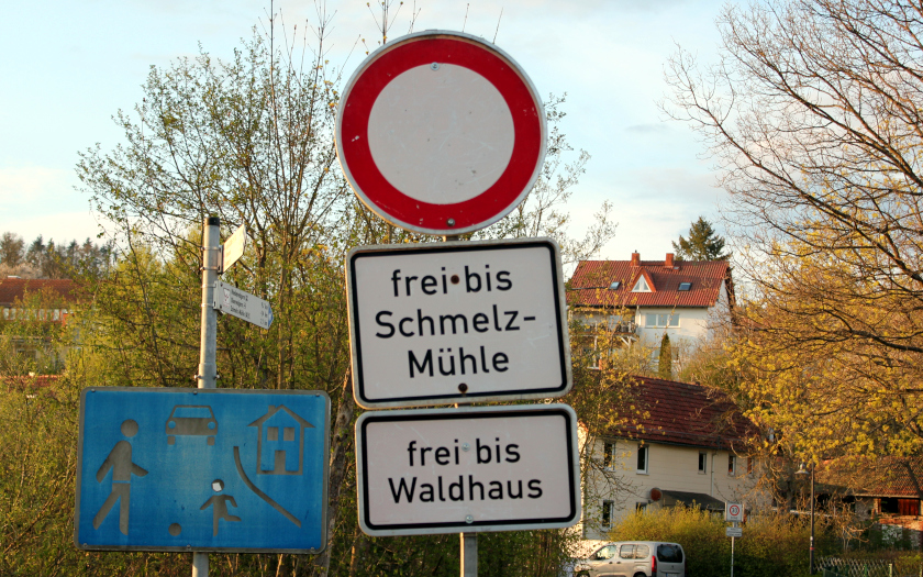 Straßensperrung in Lollar-Salzböden